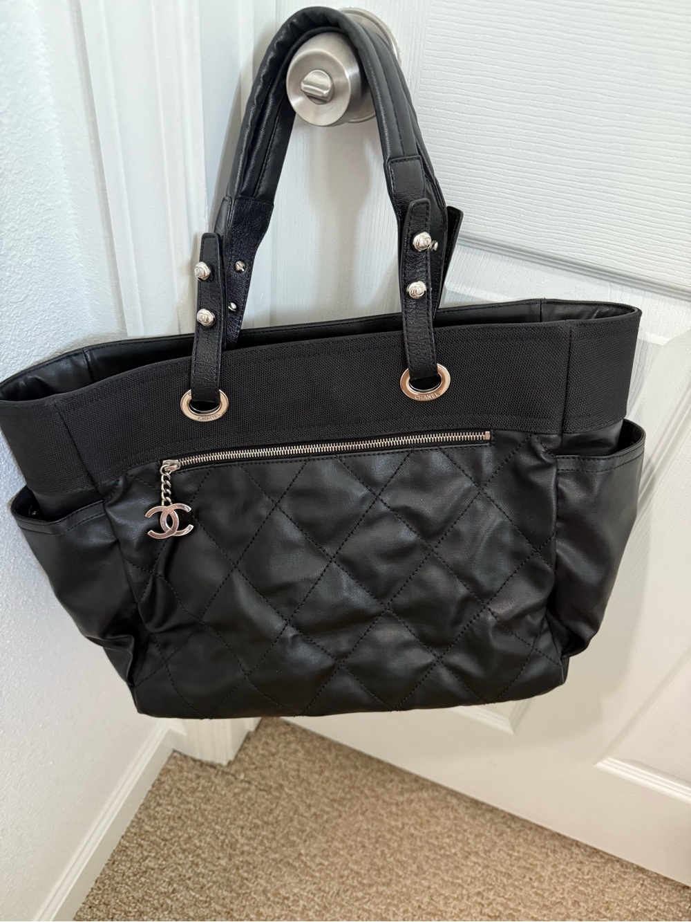 Chanel Large Beautiful Black Quilted Biarritz GM Tote Bag - Picture 12 of 13